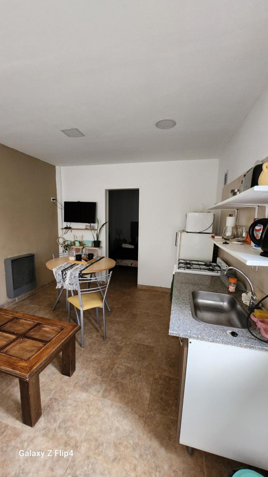 Departamento 2 Personas, Apartamento *
